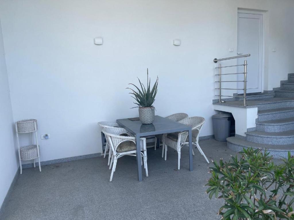 Apartmaji Meduza 2 Apartment Izola Ngoại thất bức ảnh